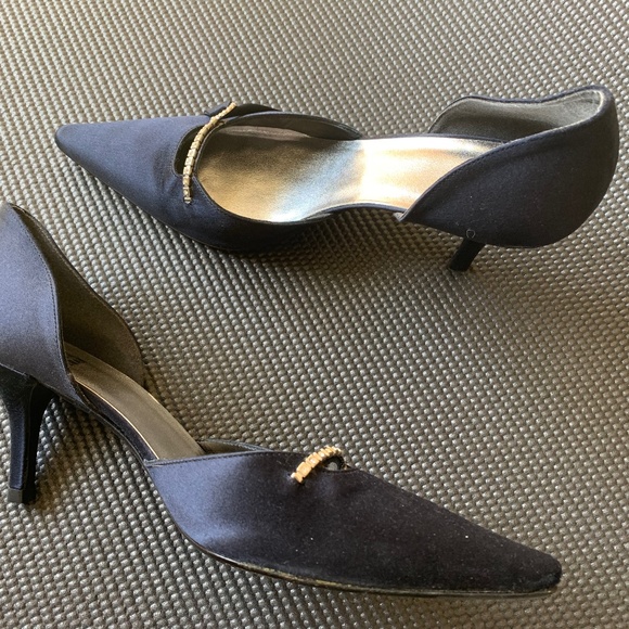 Stewart Weitzman heels - Picture 1 of 2